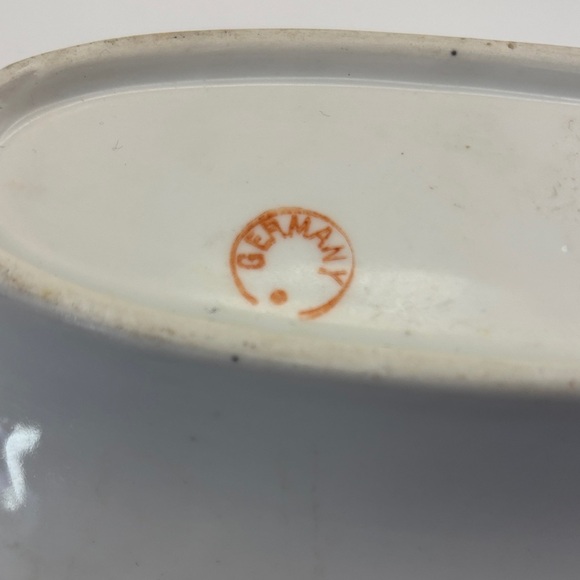 Floral Porcelain Dish with Gold Accents - Picture 6 of 6